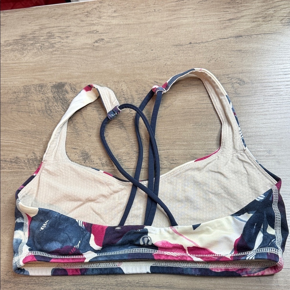 Lululemon - 4 - Floral Women's Sports Bra - Picture 2 of 4